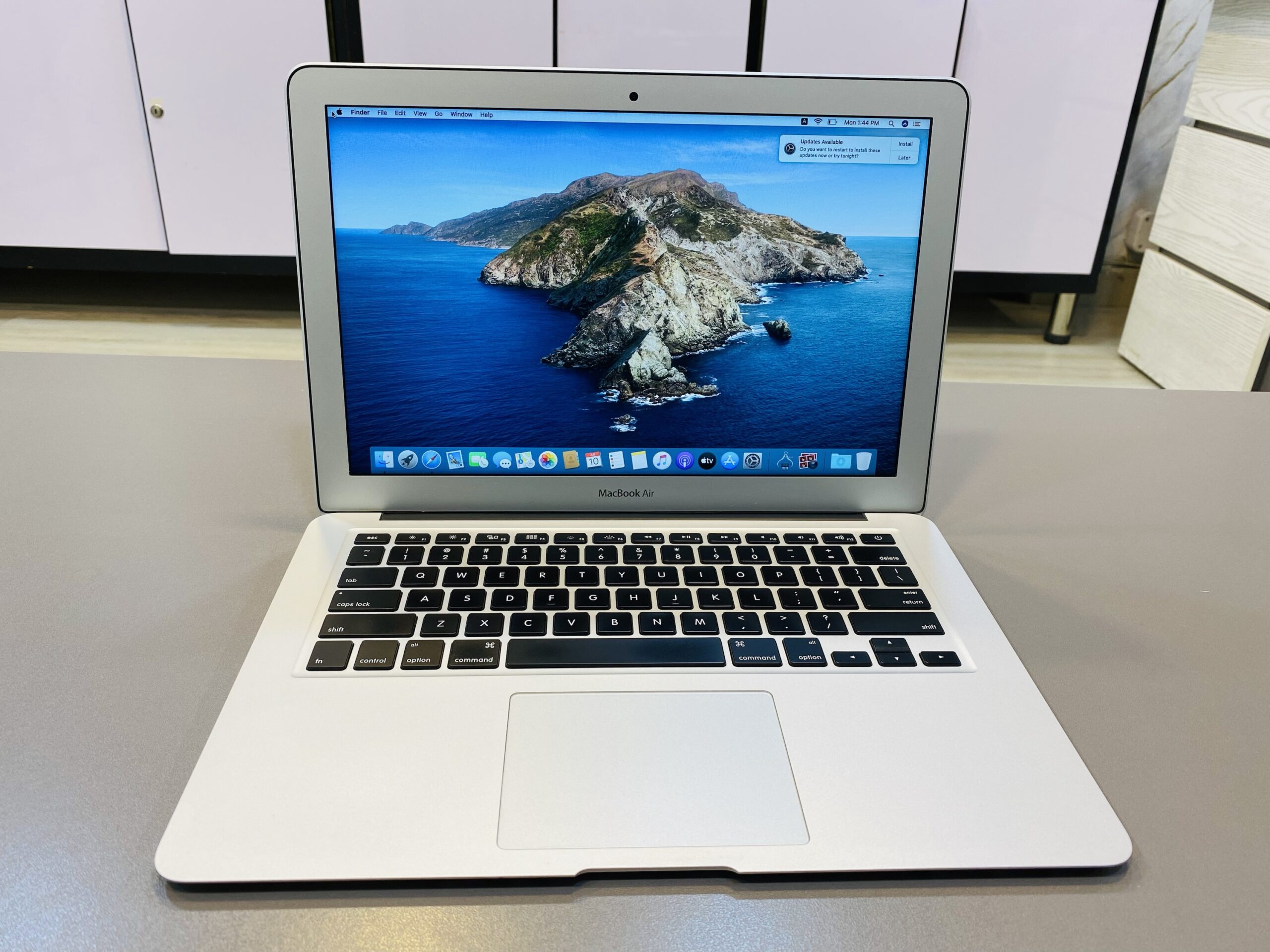 MacBook Air 13” 2015 i7/8/256 - Mac Vision