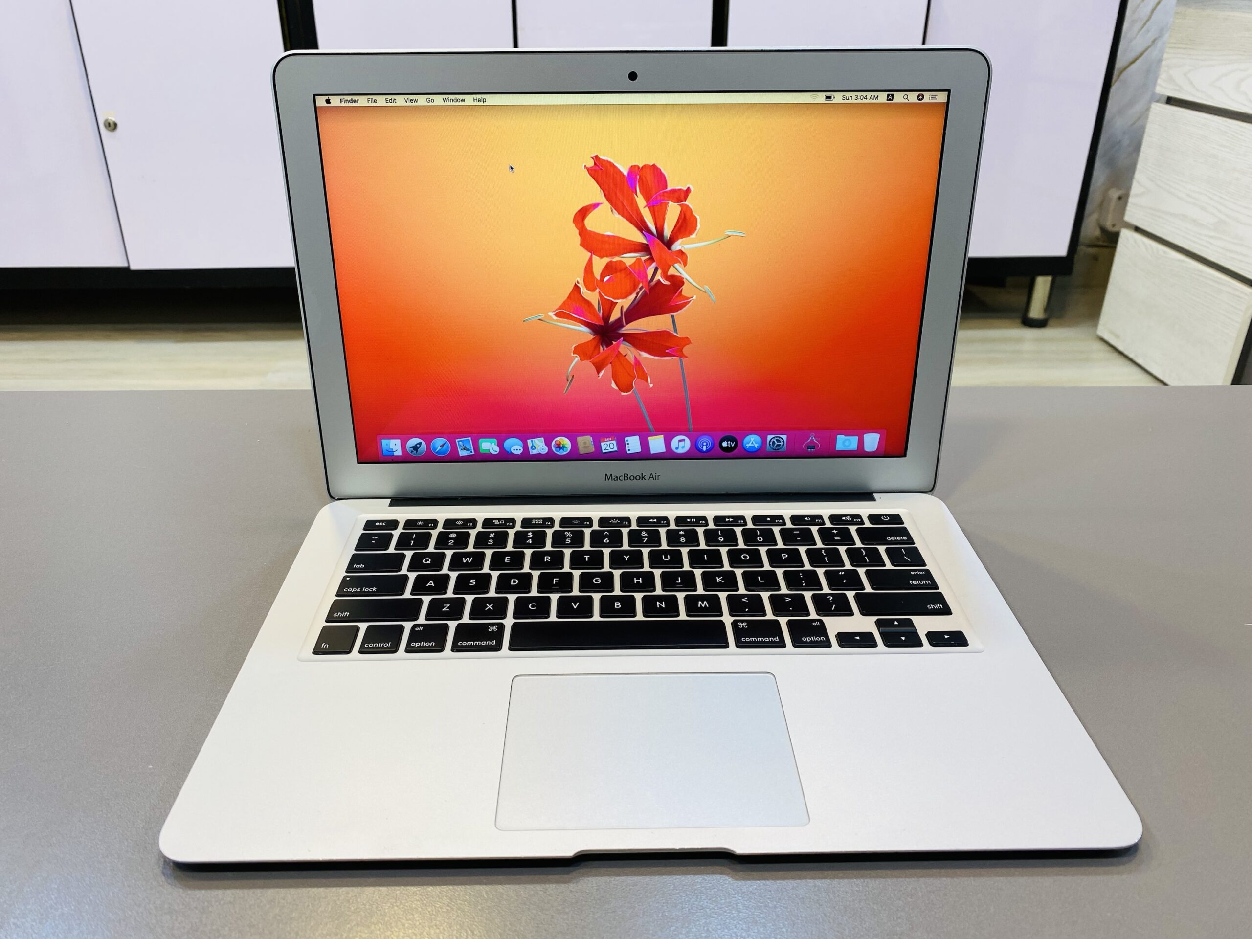 MacBook Air 13.3” Early 2014 i5 |4GB/128GB - Mac Vision