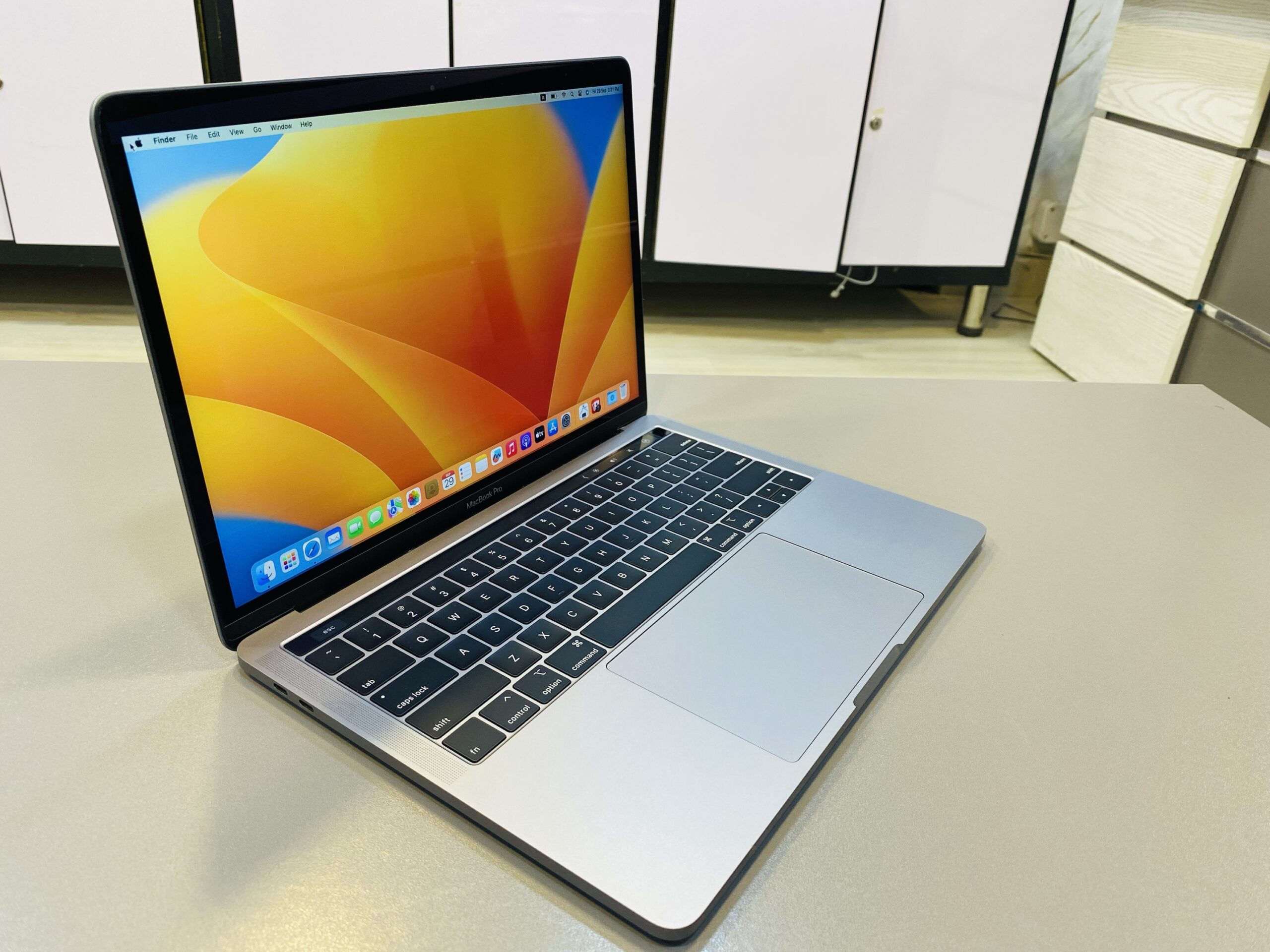 MacBook Pro 16” i9 2019 16/1TB MVVK2 - Mac Vision